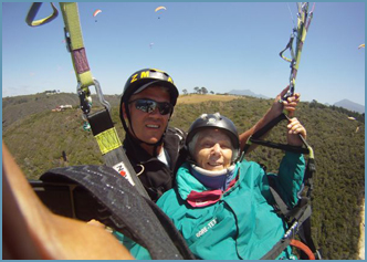 87yrs Granny Paragliding